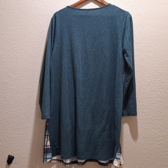 Green Plaid Button-Accent Dress - Picture 2 of 5